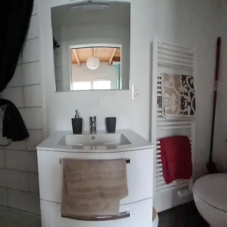 Apartment Deux-pieces En Campagne Avec Terrasse *